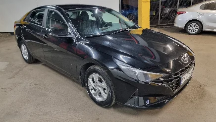 Hyundai Elantra photo-6